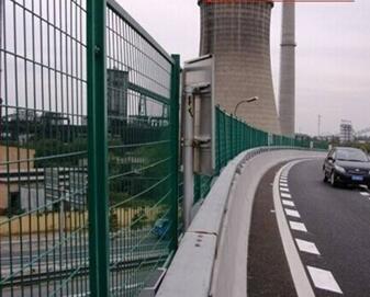 高速公路護欄網.jpg 高速公路護欄網.jpg